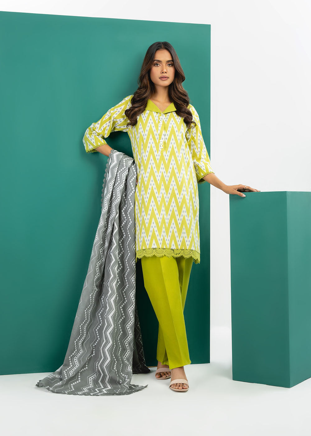 1 PC Printed Lawn Dupatta