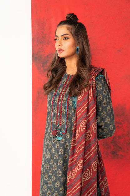 2 Pc Printed Khaddar Shirt With Khaddar Dupatta