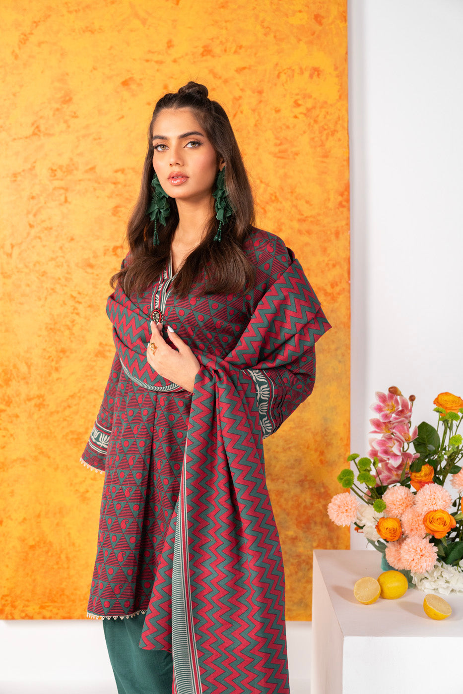 2 Pc Printed Khaddar Shirt With Khaddar Dupatta