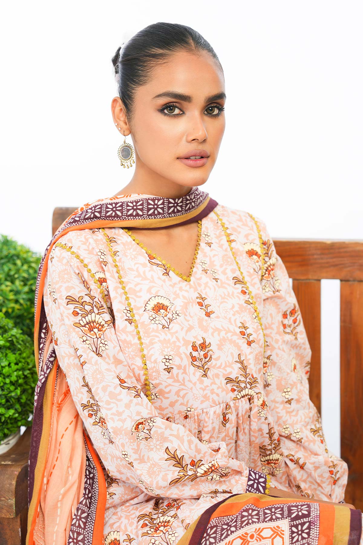 3 Pc Printed Lawn Suit With Cotton Net Dupatta