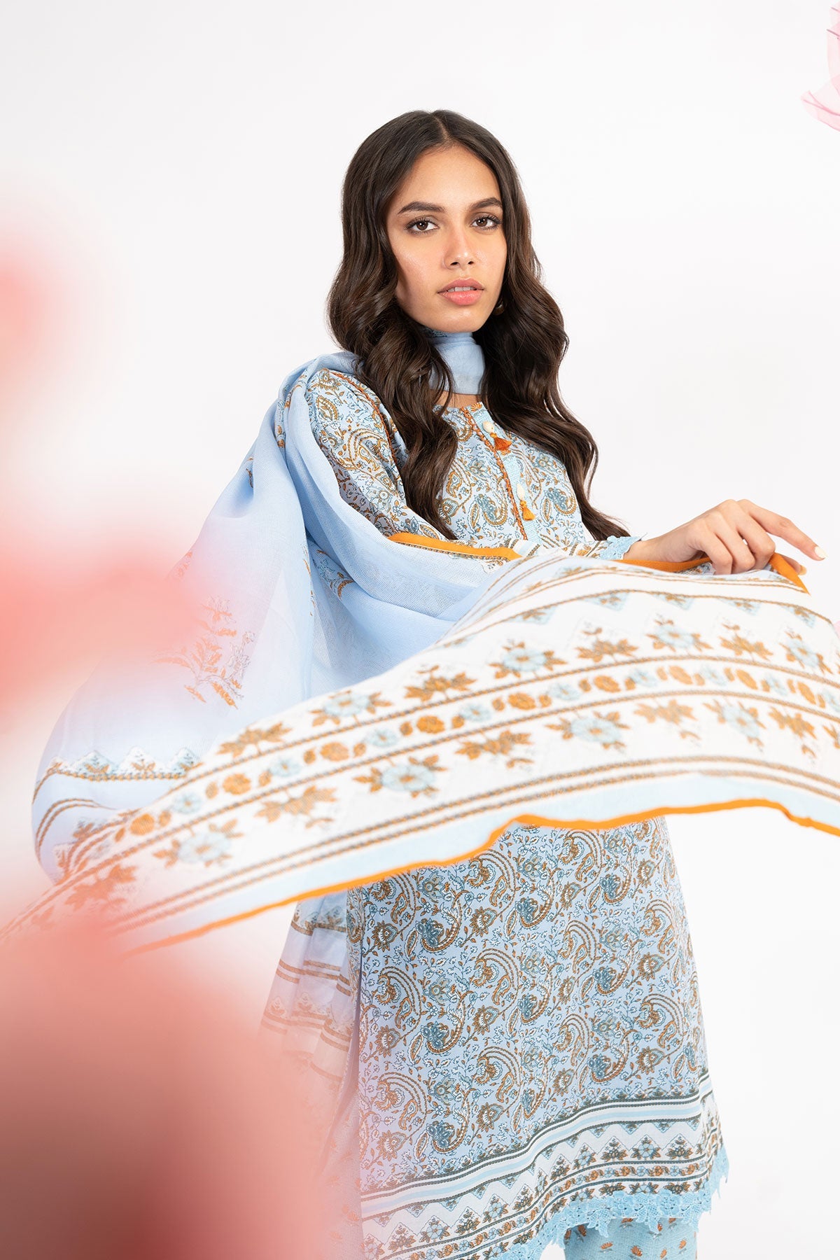 3 Pc Printed Lawn Suit With Jacquard Net Dupatta