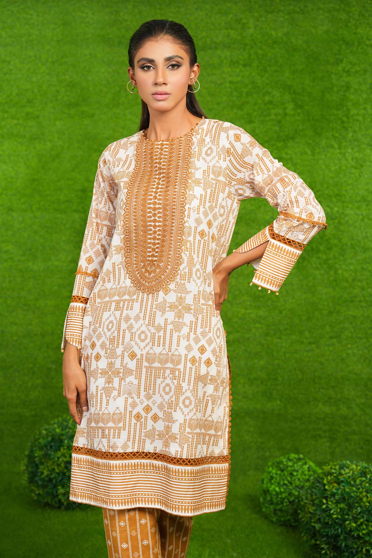 2 Pc Embroidered Lawn Suit With Cambric Trouser