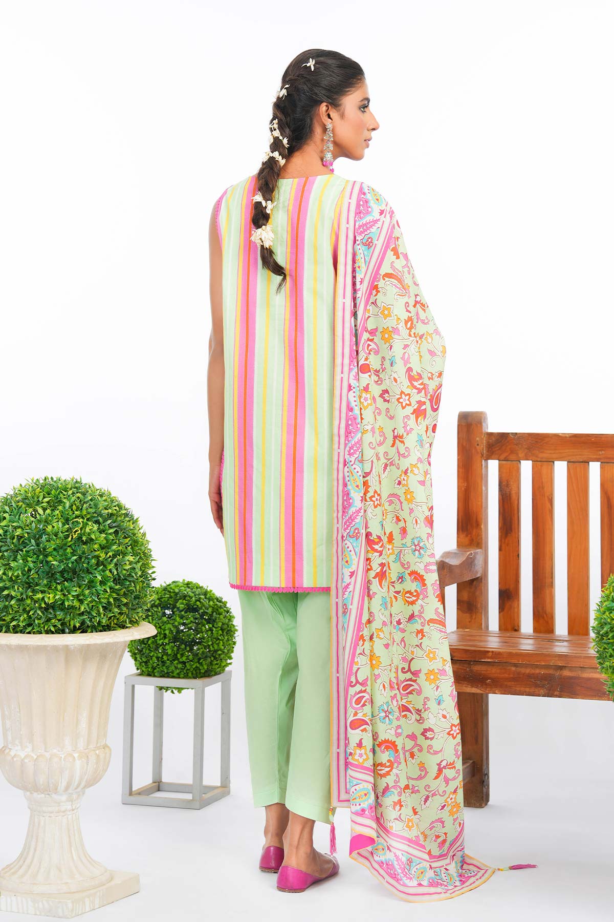 2 Pc Embroidered Lawn Suit With Silver Lawn Dupatta