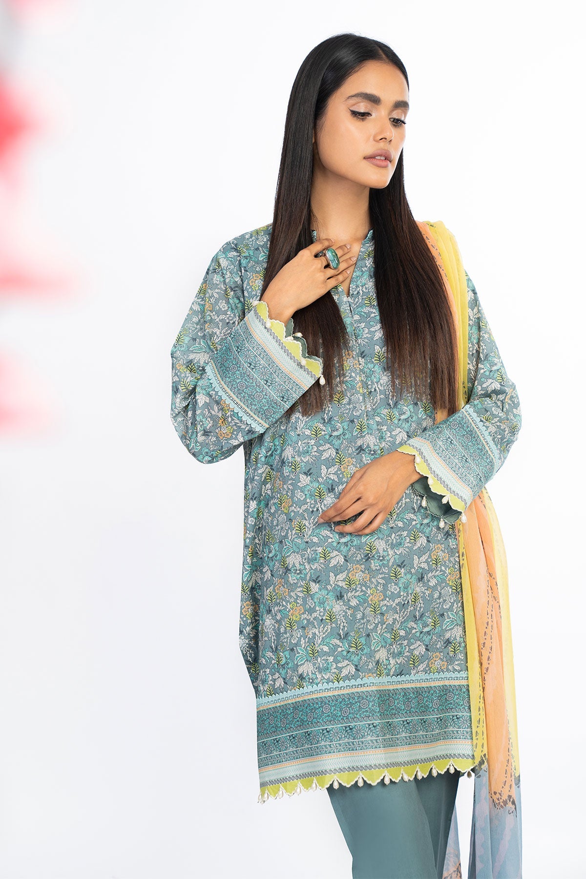 3 Pc Printed Lawn Suit With Chiffon Dupatta