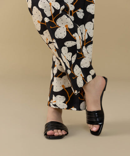 Sapphire - Printed Khaddar Straight Pants