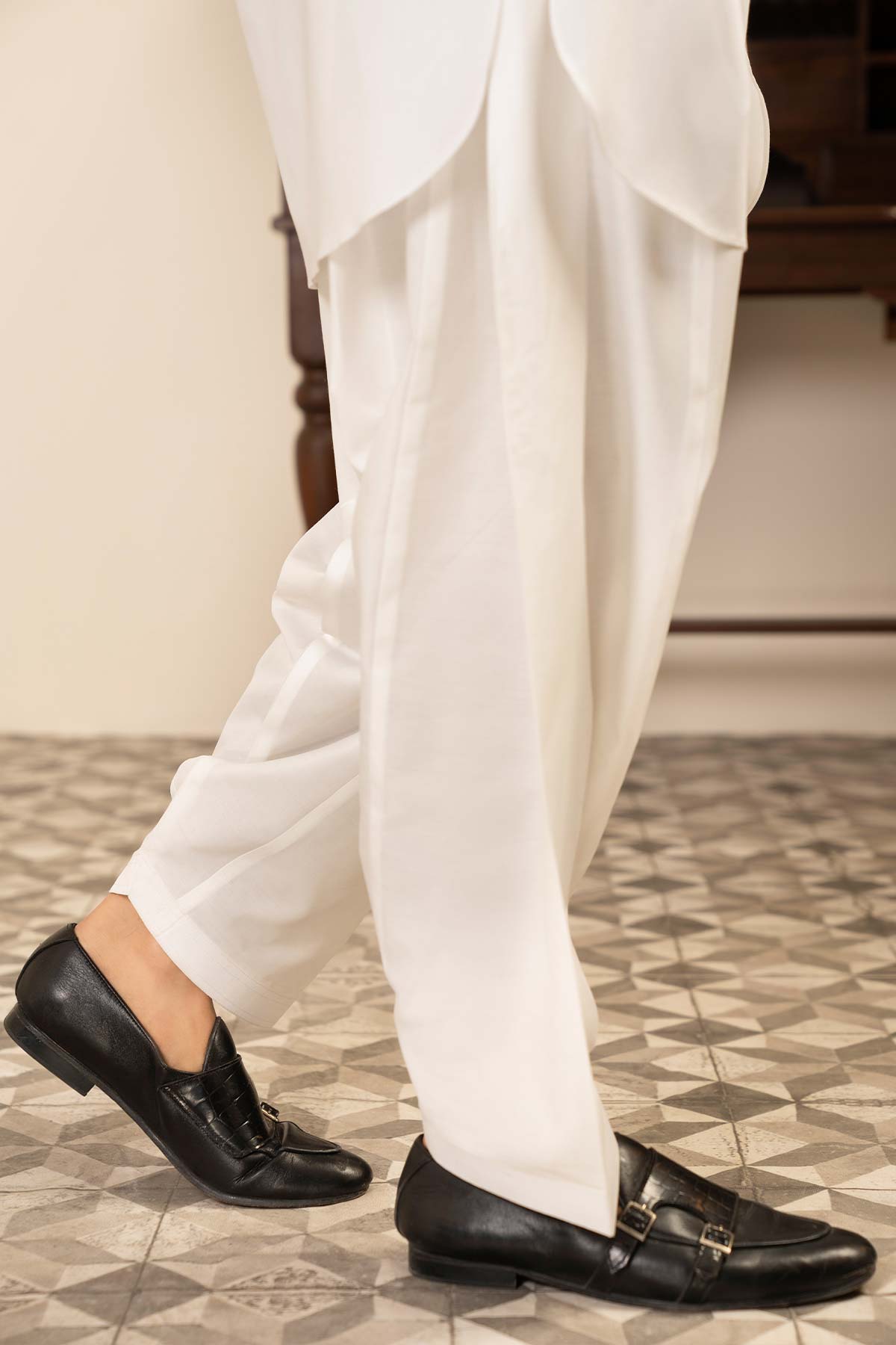 Suraj Latha Shalwar