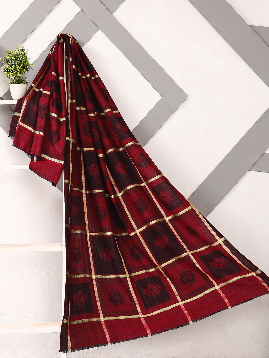 Binilyas - Wool Shawl-01