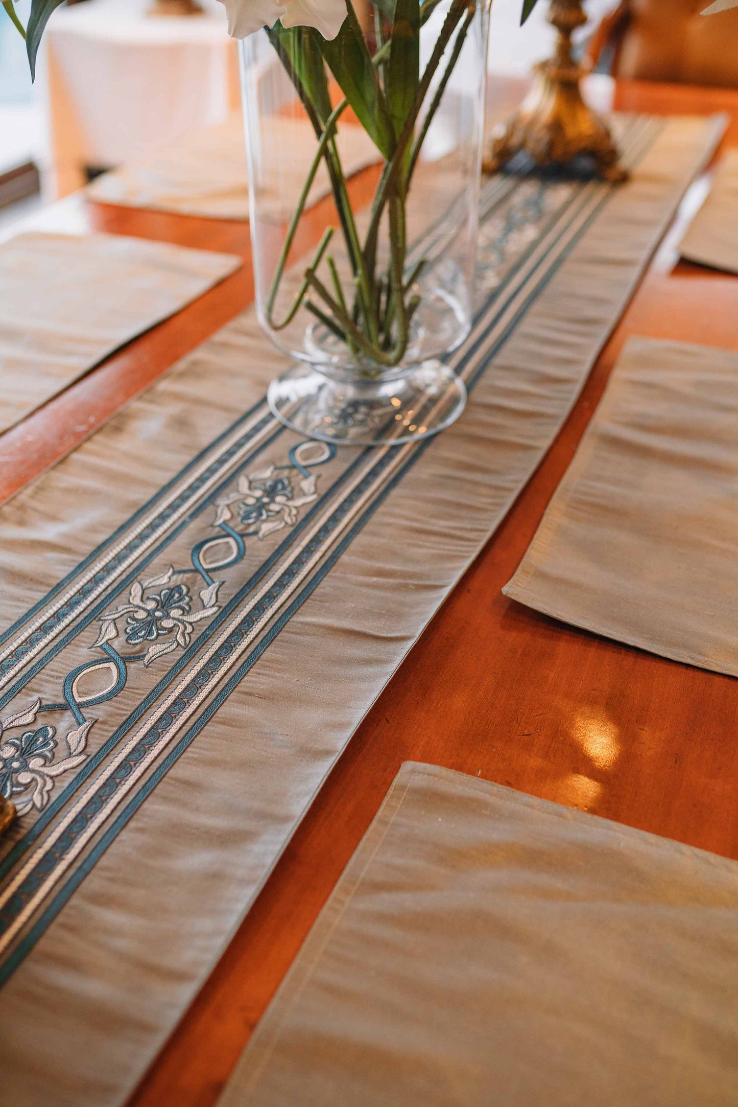 Nishat Linen - Table Runner Set TR22-02 - 7 Piece
