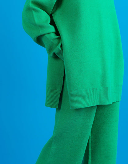 Beechtree - Solid Coloured Knitted Bottom