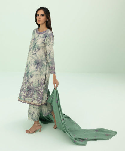 Sapphire - 3 Piece - Embroidered Khaddar Suit