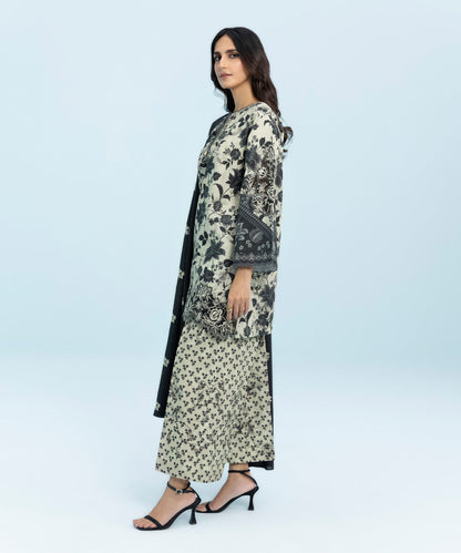 Sapphire - 3 Piece - Embroidered Khaddar Suit