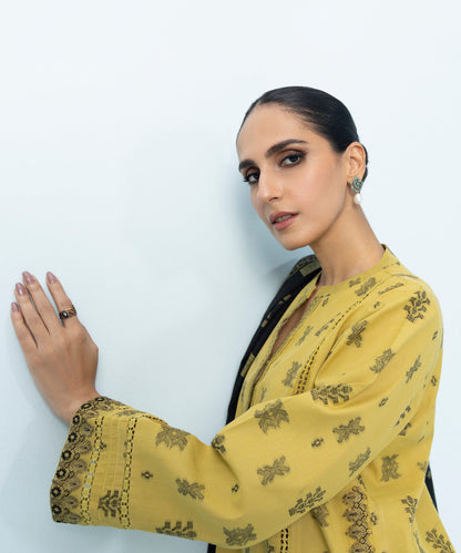 Sapphire - 3 Piece - Embroidered Jacquard Suit