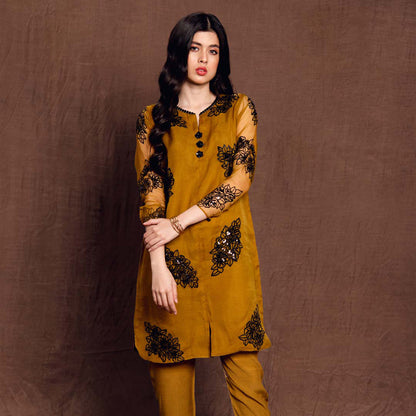 BTW - EMBROIDERED KURTA WITH SEQUEND DETAILS