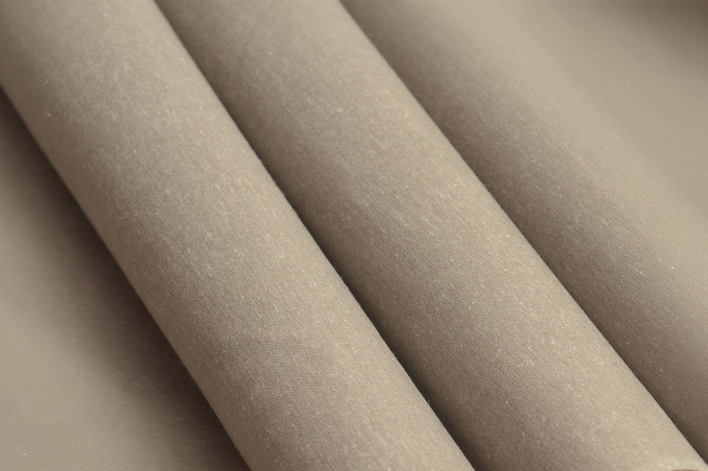 FINE KHADDAR Suiting