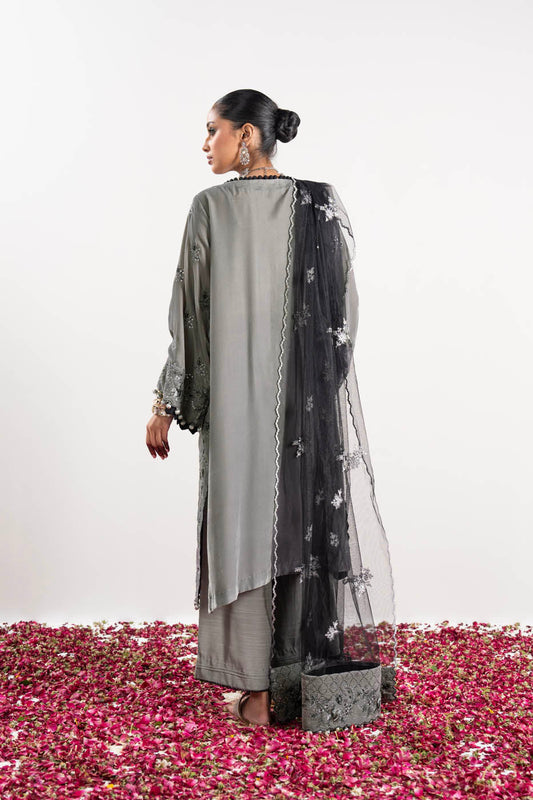 3 Pc Embroidered Velvet Suit With Poly Net Dupatta