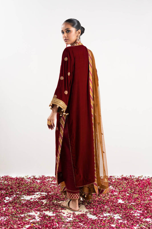 3 Pc Embroidered Velvet Suit With Poly Net Dupatta