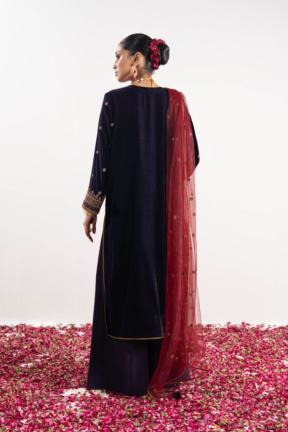 3 Pc Embroidered Velvet Suit With Poly Net Dupatta