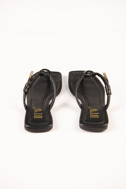 BTW - TOE RING FLATS