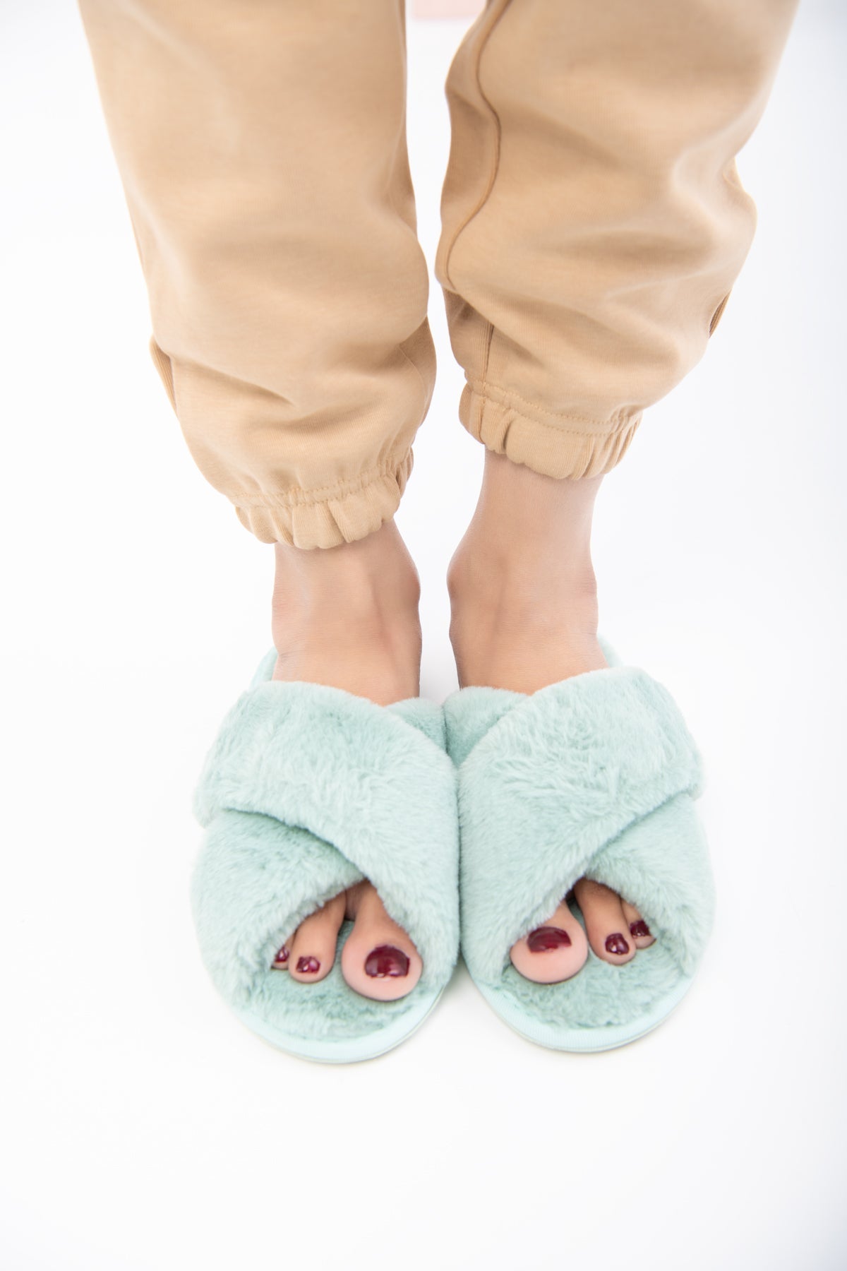 BTW - FUZZY SLIPPER-WFS03