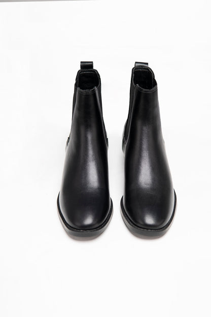 BTW - CLASSIC BLACK LOW ANKLE BOOTS