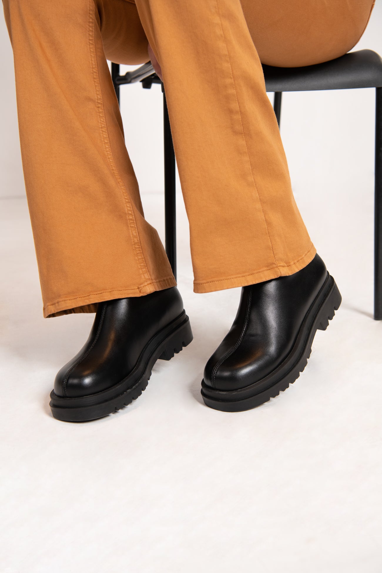 BTW - HIGH PLATFORM LONG BOOTS