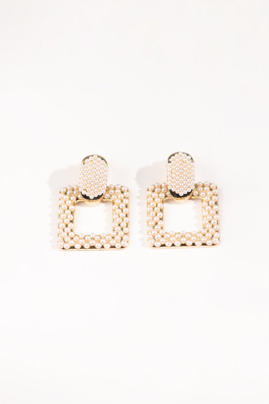 BTW - PEARL SQUARE SHAPE EARRING