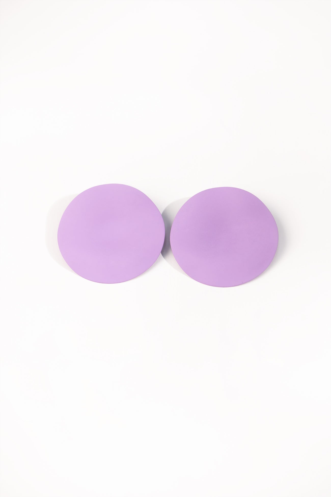 BTW - MATTE ROUND SHAPE EARSTUDS