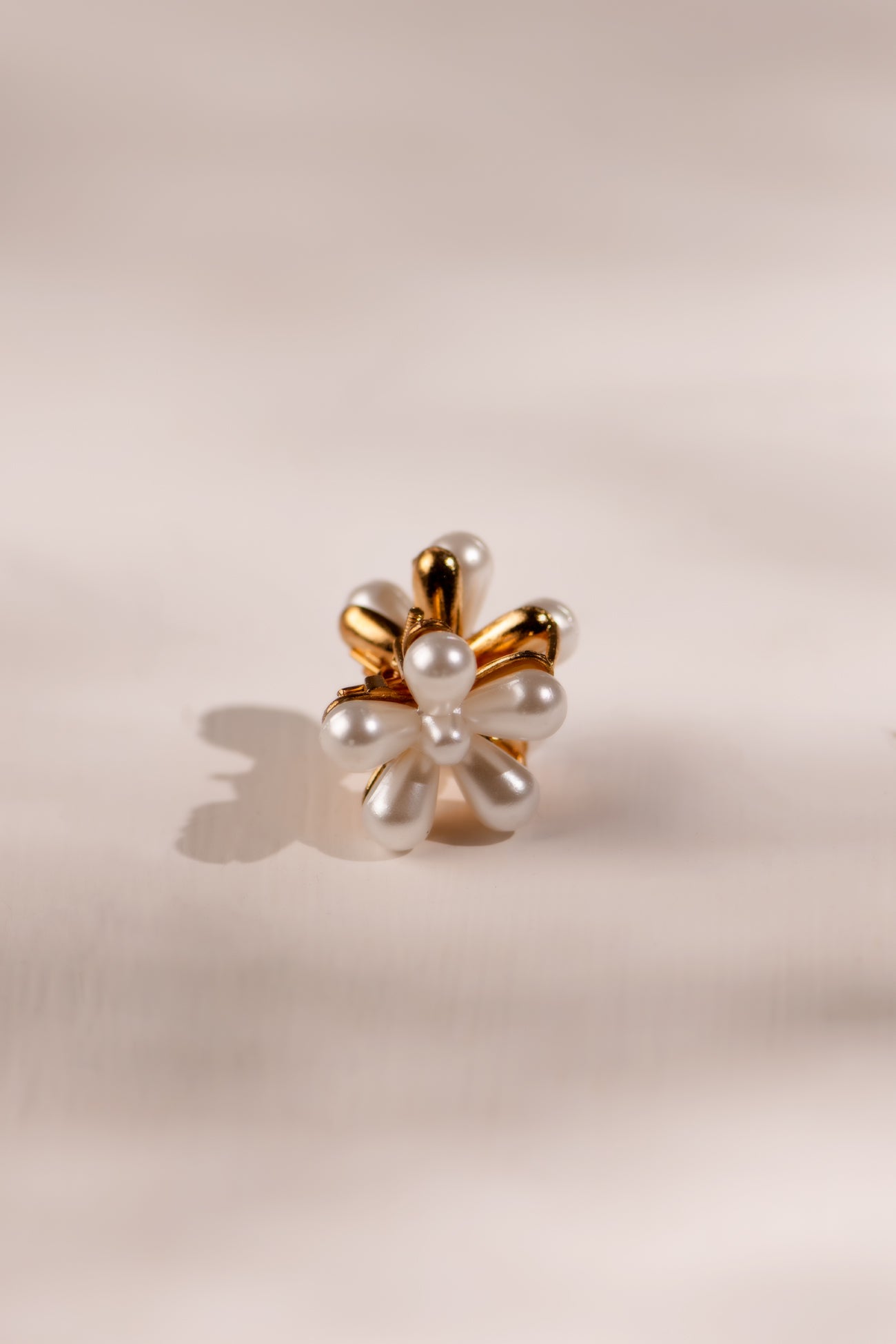 BTW - FLORAL HAIR PIN