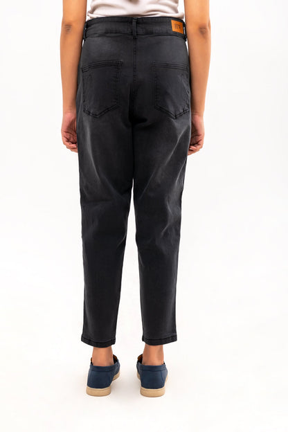 BTW - CROPPED FIT DENIM