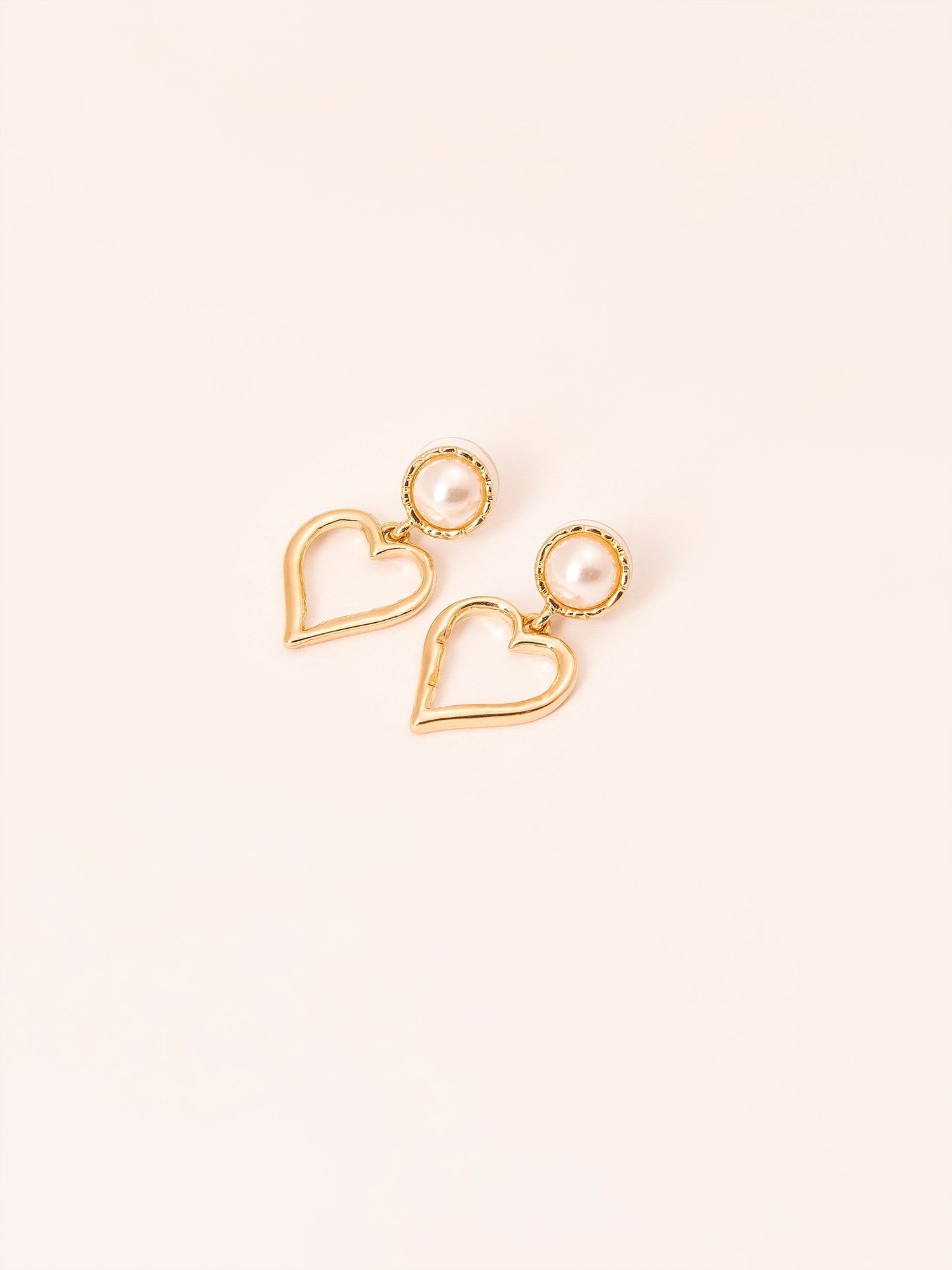 Limelight - Pearl Heart Earrings