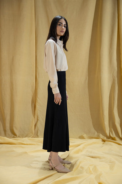 Sapphire - Shirt with Contrast Top Stitches