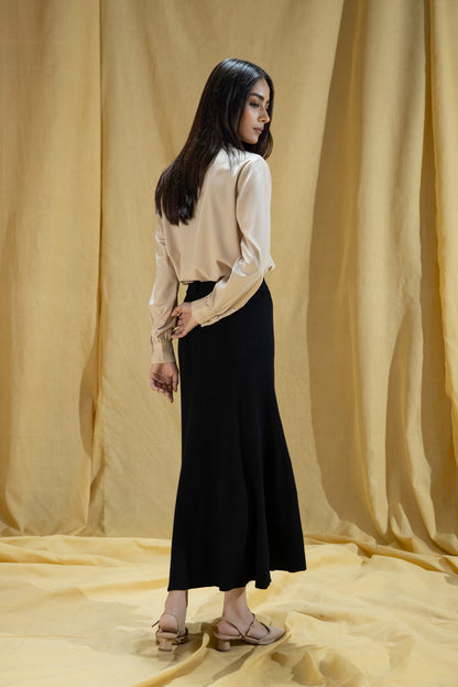 Sapphire - Shirt with Contrast Top Stitches