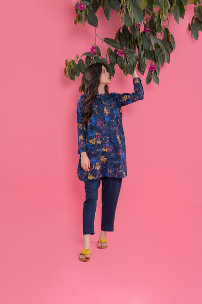 BTW - PRINT ON KARI A LINE TUNIC