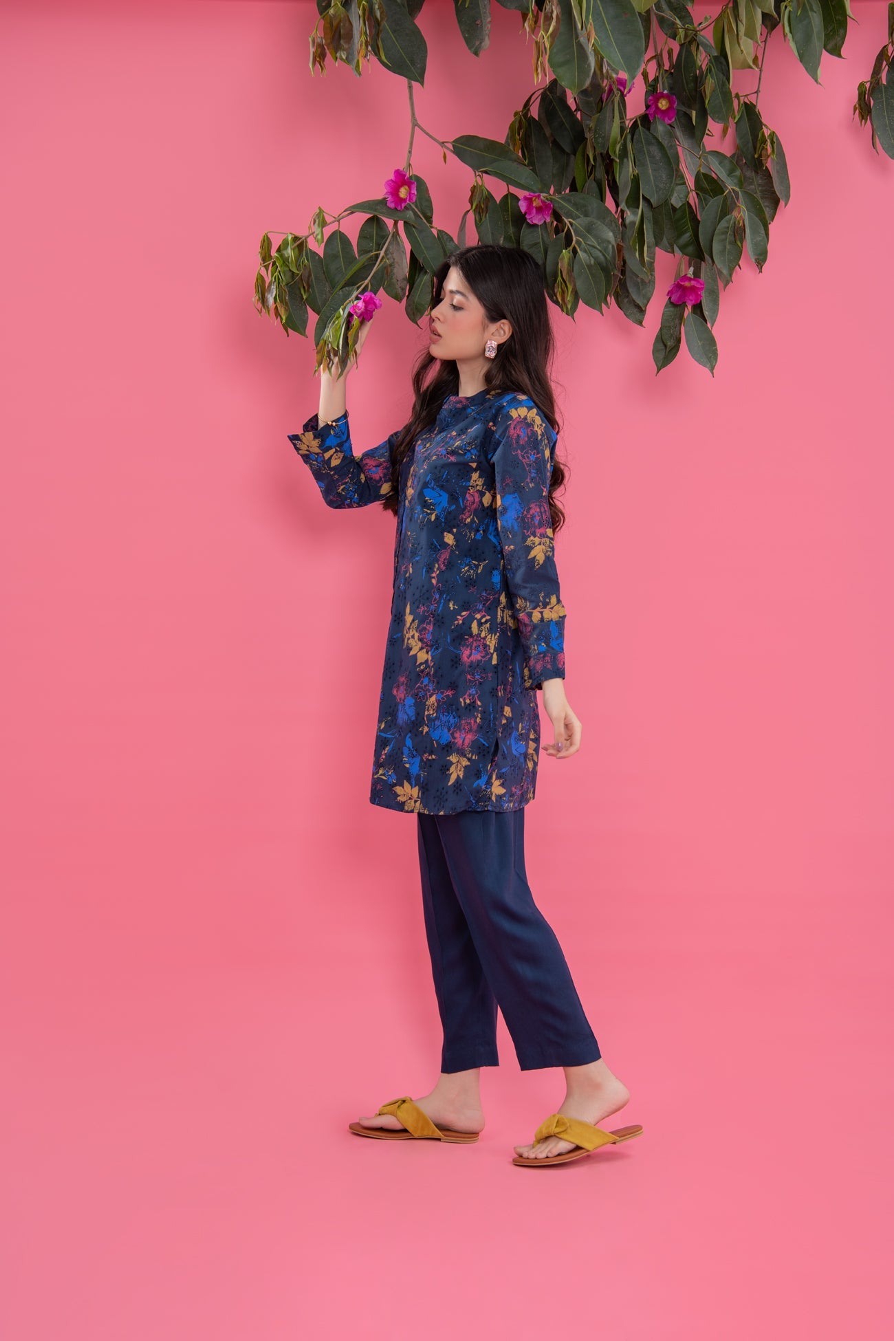 BTW - PRINT ON KARI A LINE TUNIC