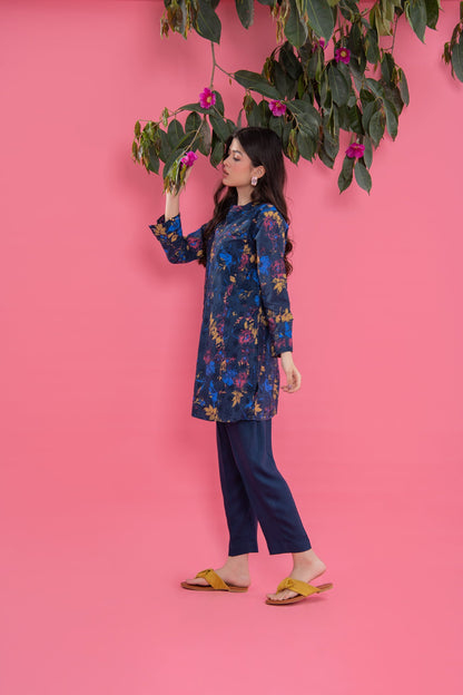 BTW - PRINT ON KARI A LINE TUNIC