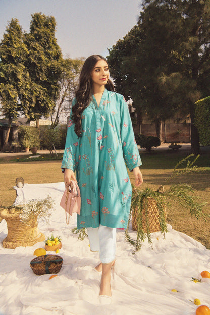 BTW - FLORAL EMBROIDERED KURTA
