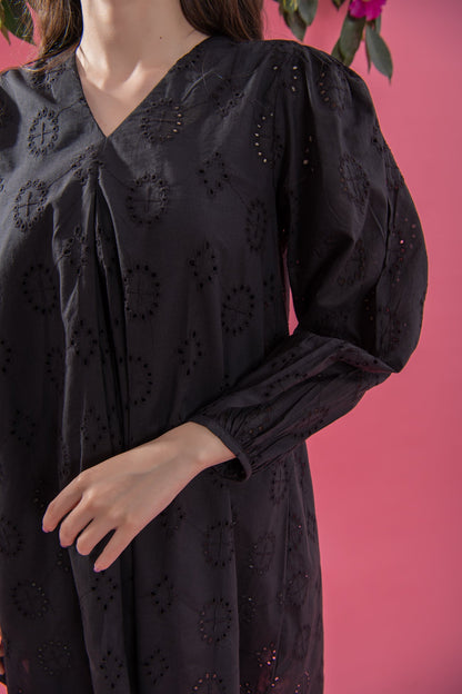 BTW - A LINE CHIKAN KARI TUNIC