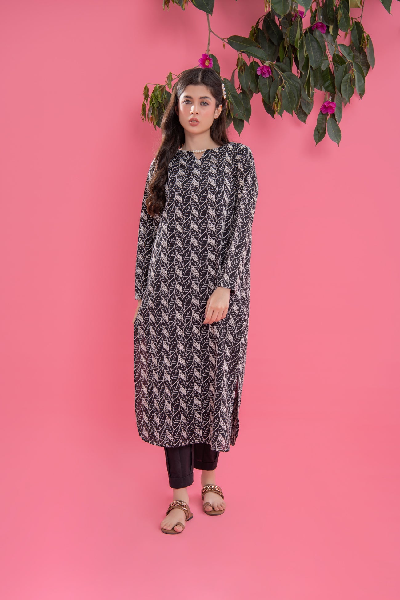 BTW - CLASSIC BLACK CHIKEN KARI LONG KURTA