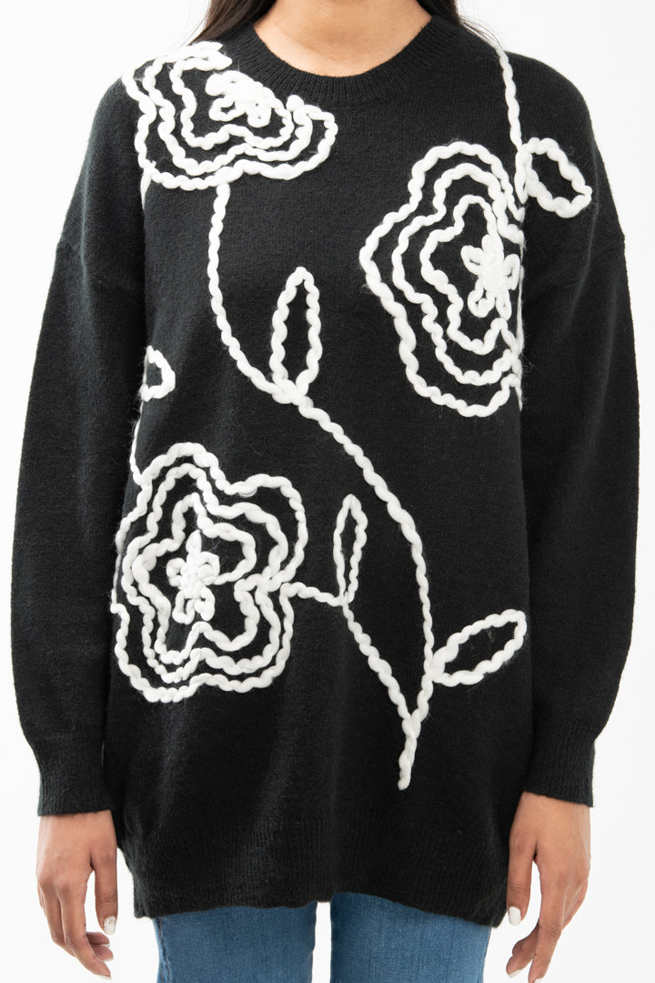 BTW - EMBROIDERED FLORAL SWEATER BLACK