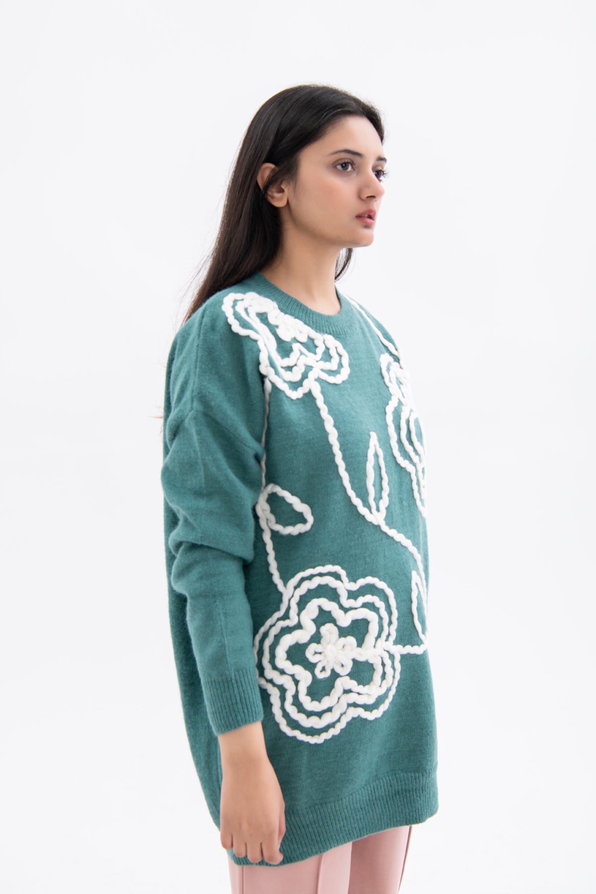 BTW - EMBROIDERED FLORAL SWEATER TEAL