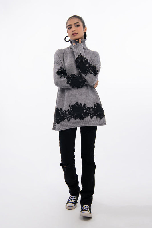 BTW - LACEY BOTTOM SWEATER