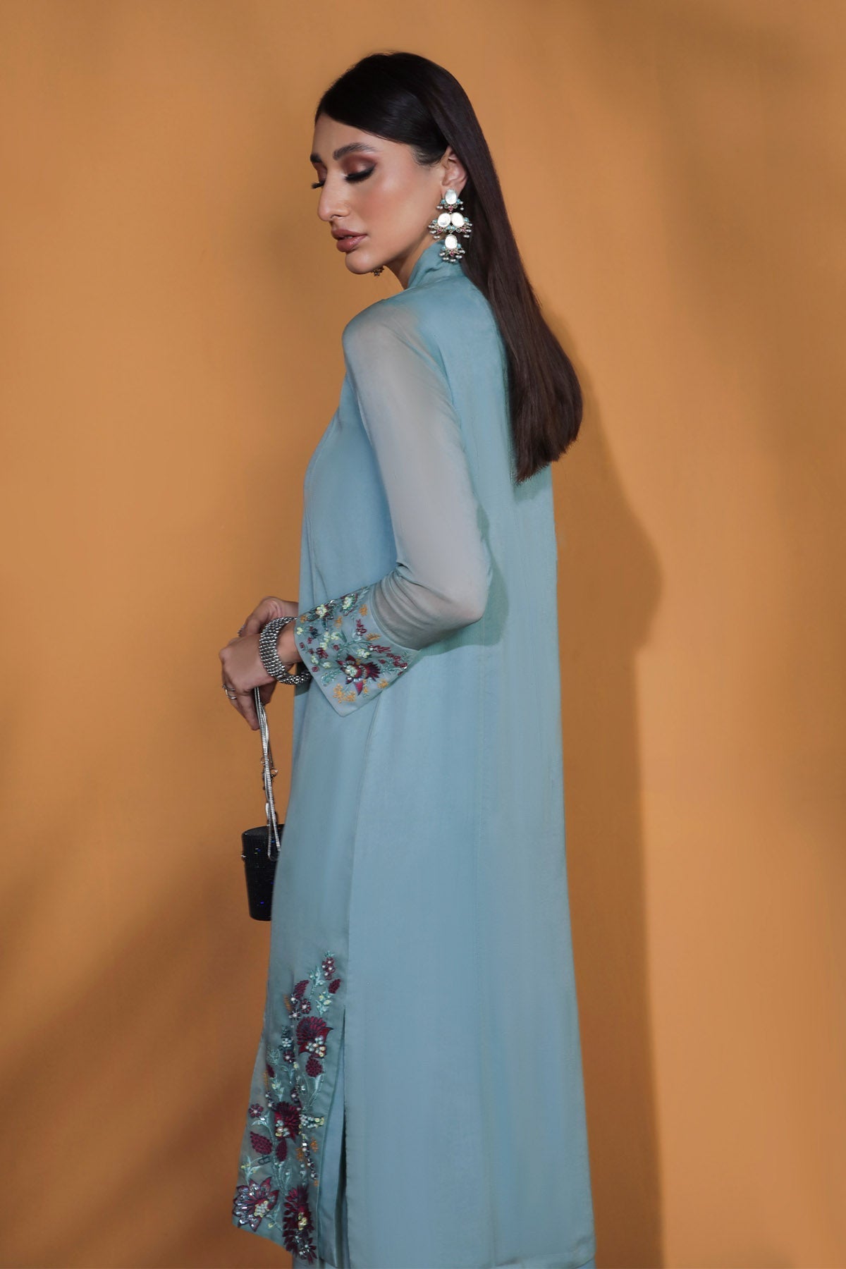 BTW - TIFFUNY BLUE S/T