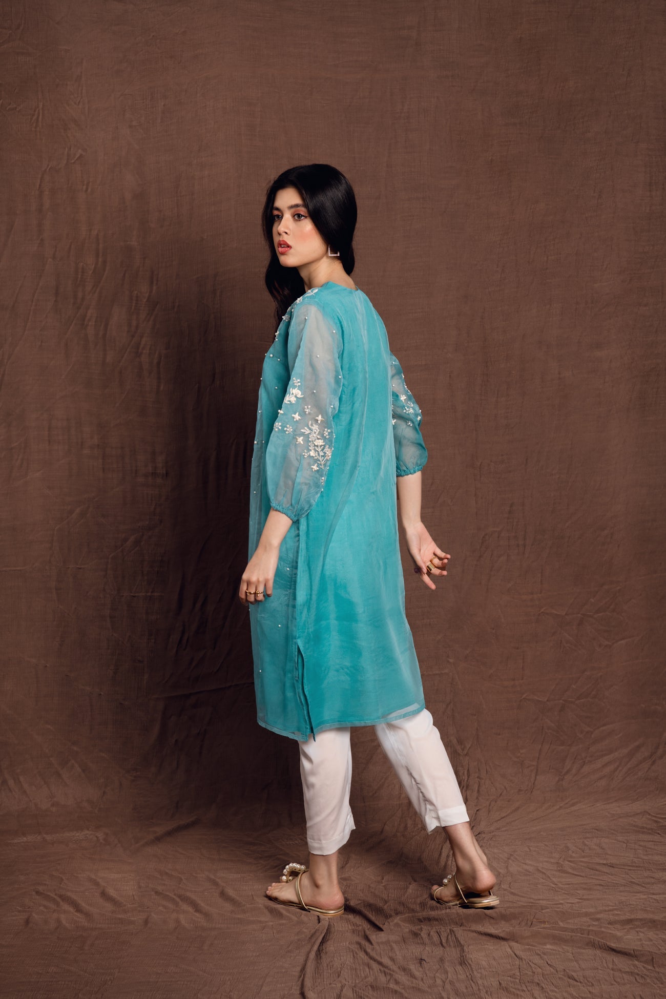 BTW - EMBROIDERED PEARL EMBELLISHED KURTA