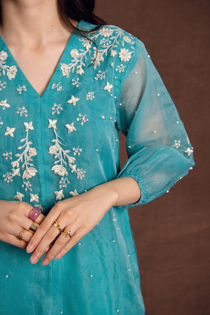 BTW - EMBROIDERED PEARL EMBELLISHED KURTA