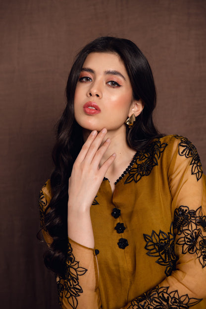 BTW - EMBROIDERED KURTA WITH SEQUEND DETAILS