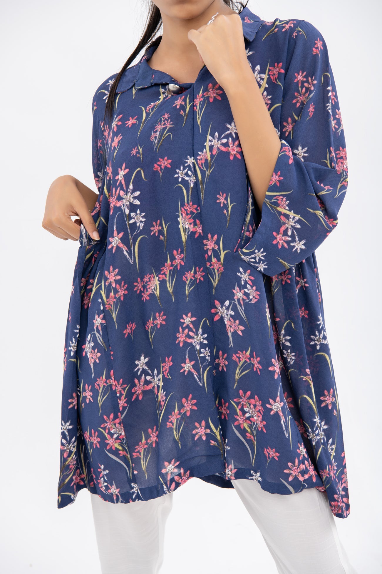 BTW - FLORAL PRINTED TOP