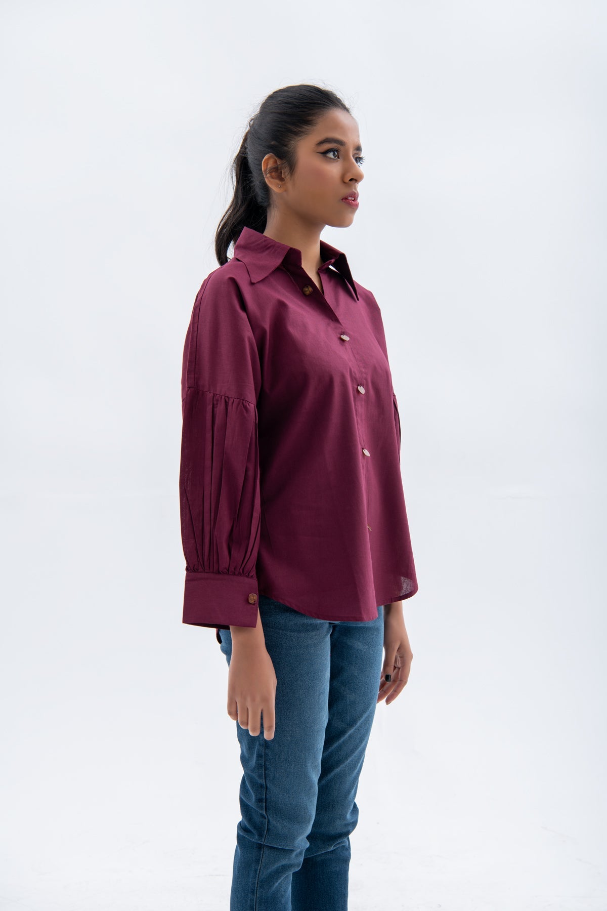 BTW - BUTTON DOWN PUFFED SLEEVES