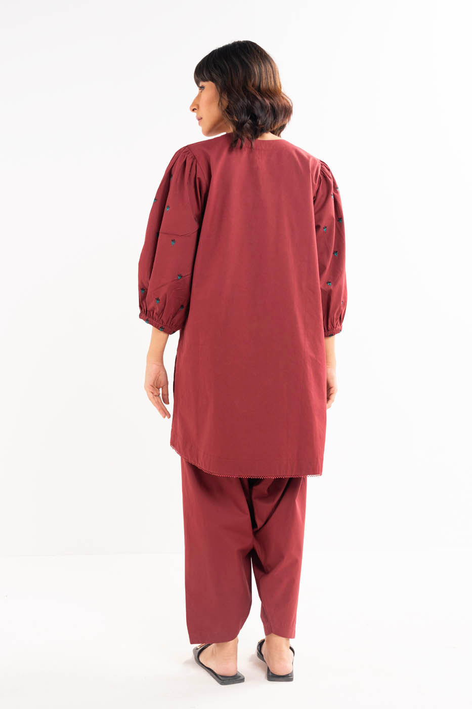 2 Pc Embroidered Cambric Outfit