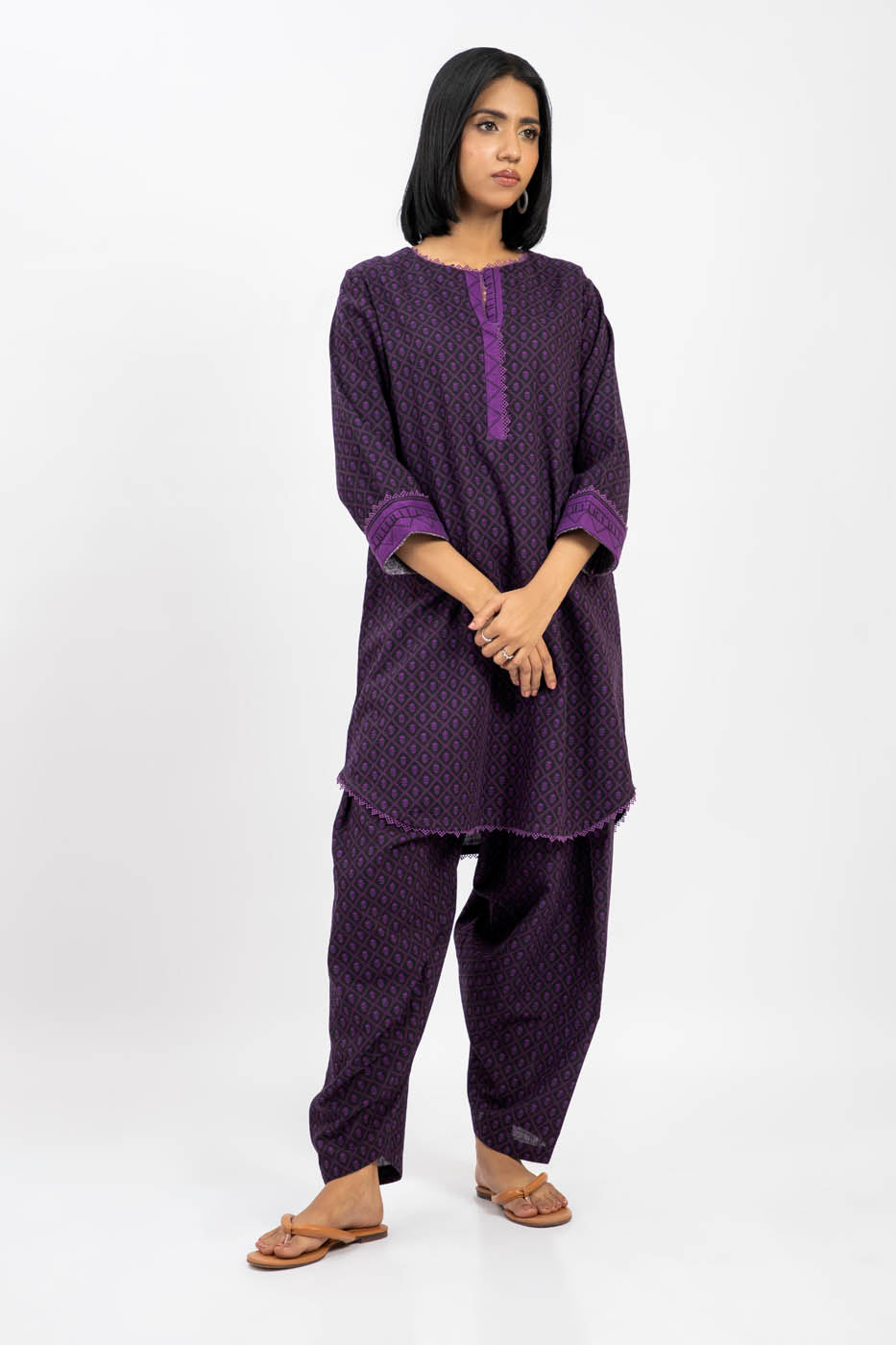 2 Pc Printed Khaddar Outfit
