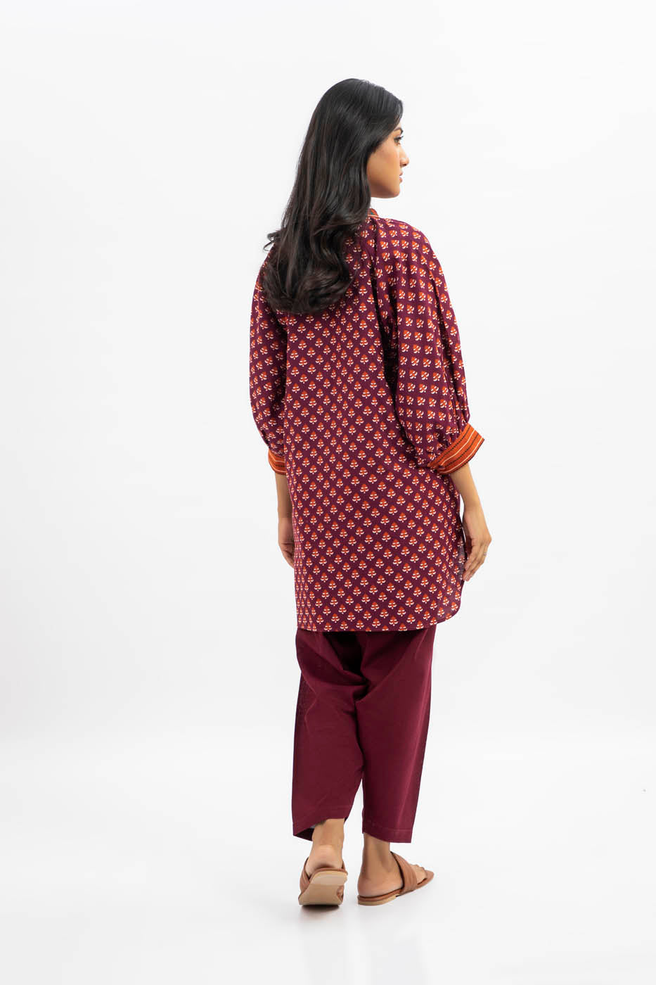 2 Pc Printed Khaddar Outfit